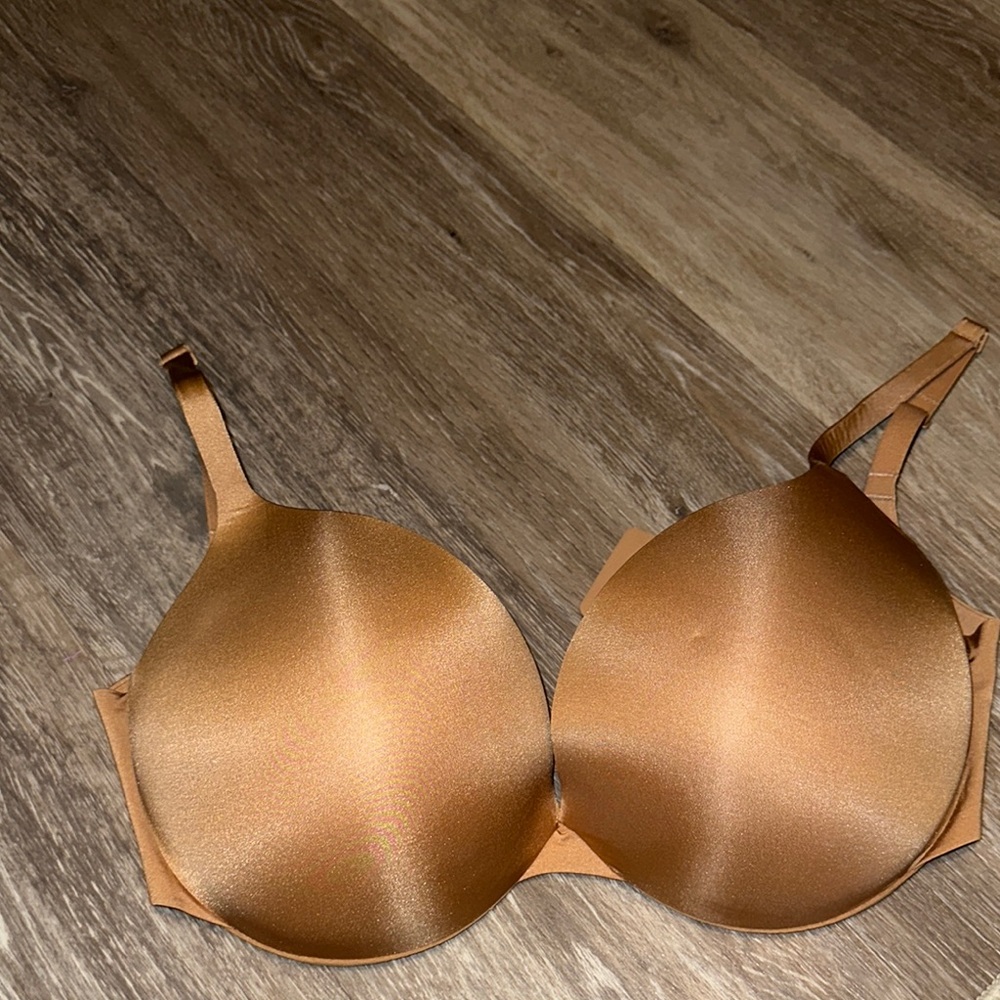 SKIMS Tan Full-Coverage Bra with Molded Cups